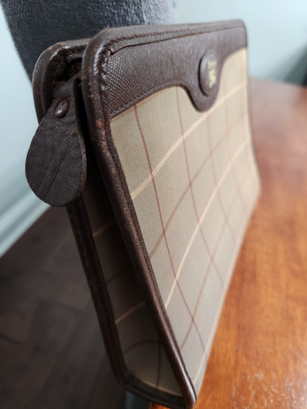 Vintage BURBERRY Novacheck Clutch - Picture 5 of 9